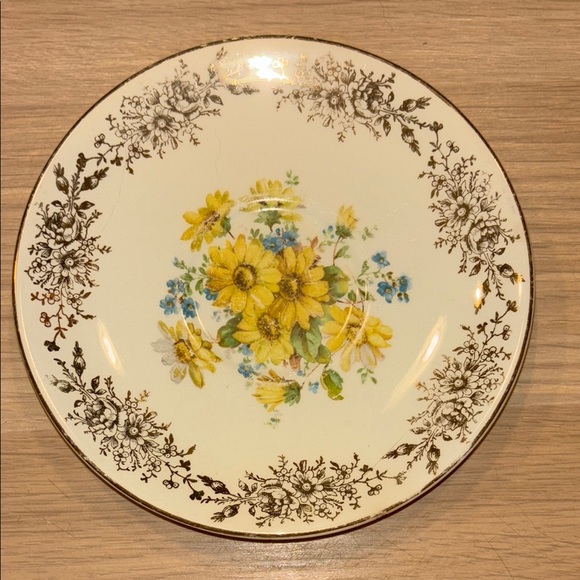 Floral Patterned Plate - Yellow and Cream - Picture 1 of 5